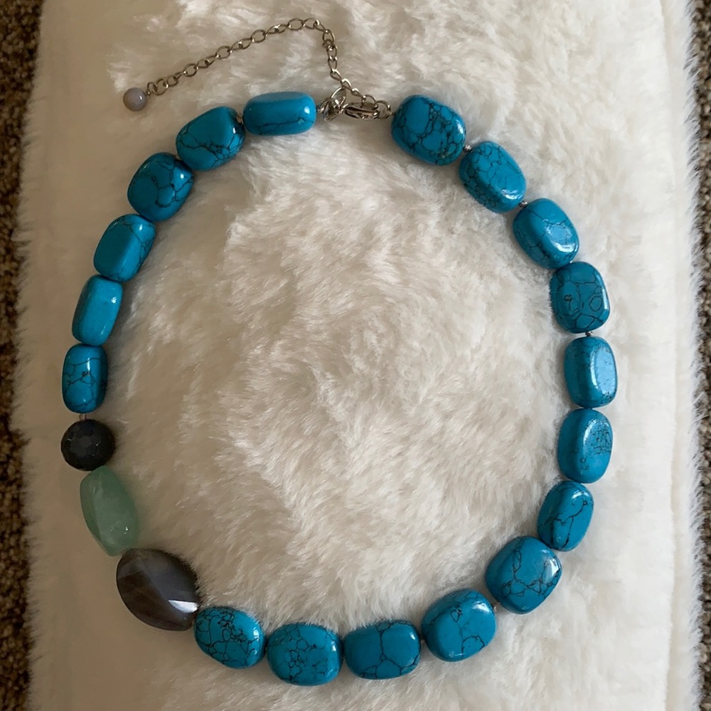 Lia Sophia necklace